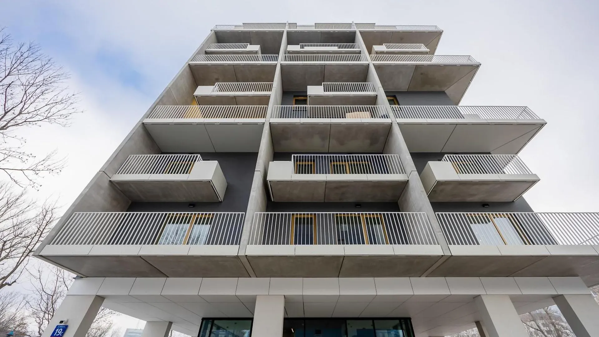 Exceptional Apartments For 6 People By Renters Prestige Varsó