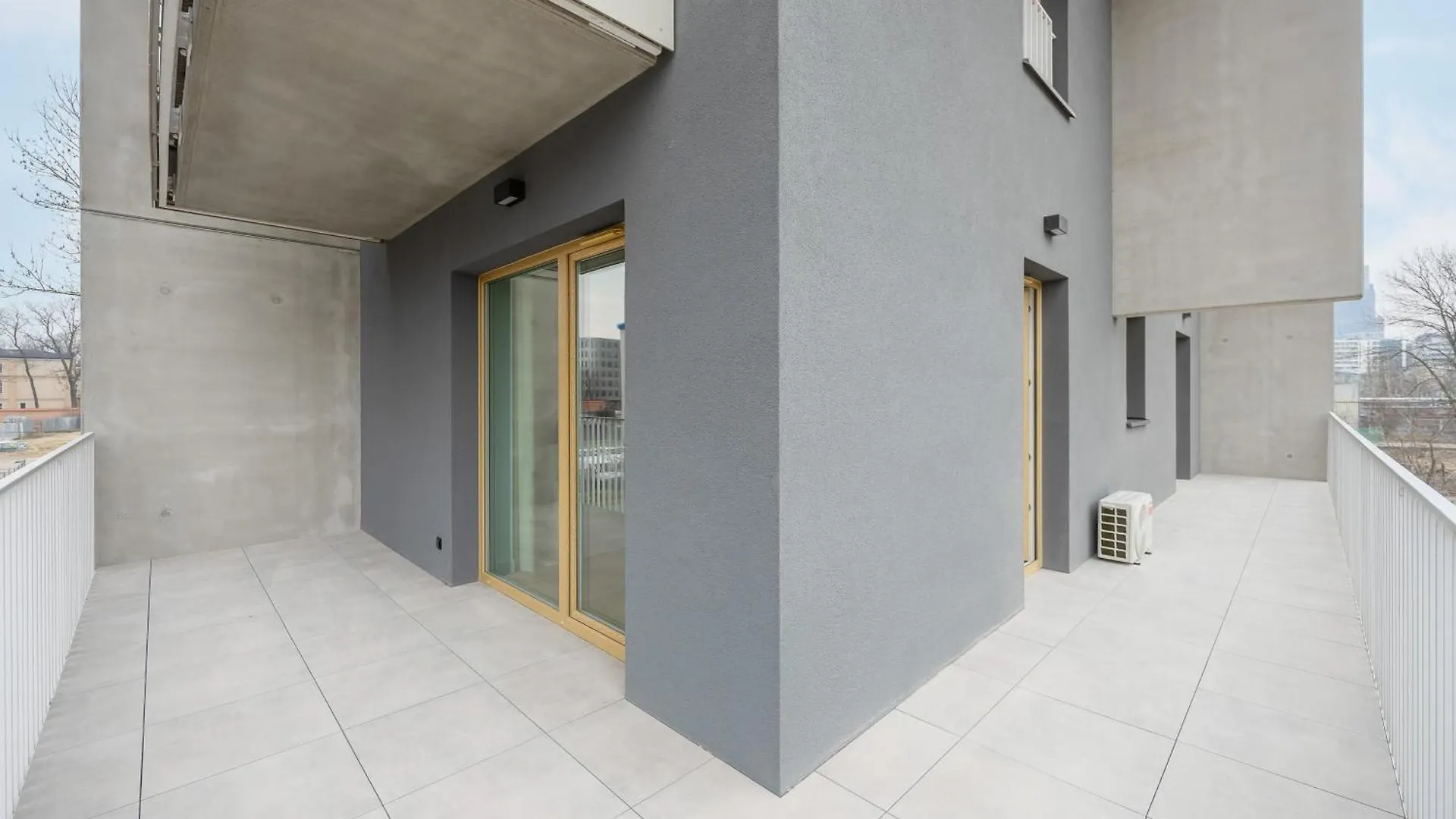 Exceptional Apartments For 6 People By Renters Prestige Varsó 0*,  Lengyelország