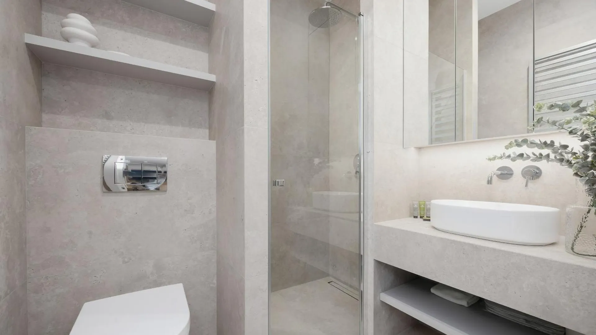 Exceptional Apartments For 6 People By Renters Prestige Varsó