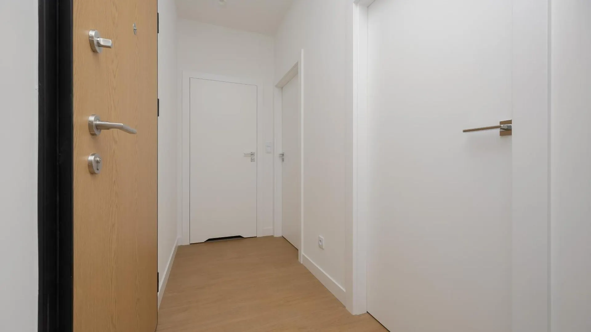 Exceptional Apartments For 6 People By Renters Prestige Varsovie